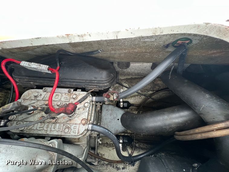 image for item JH9238 (3) personal watercrafts