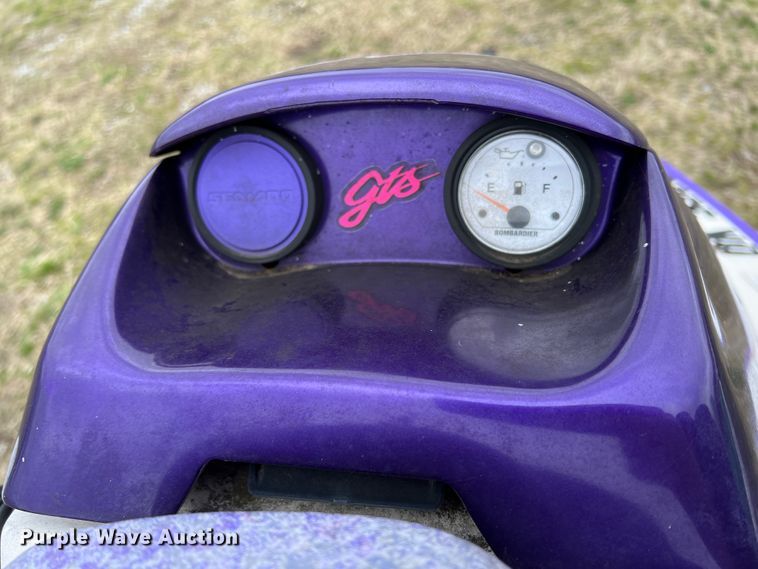 image for item JH9238 (3) personal watercrafts