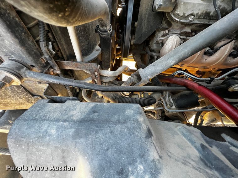 image for item JH9378 2005 GMC C5500  flatbed truck