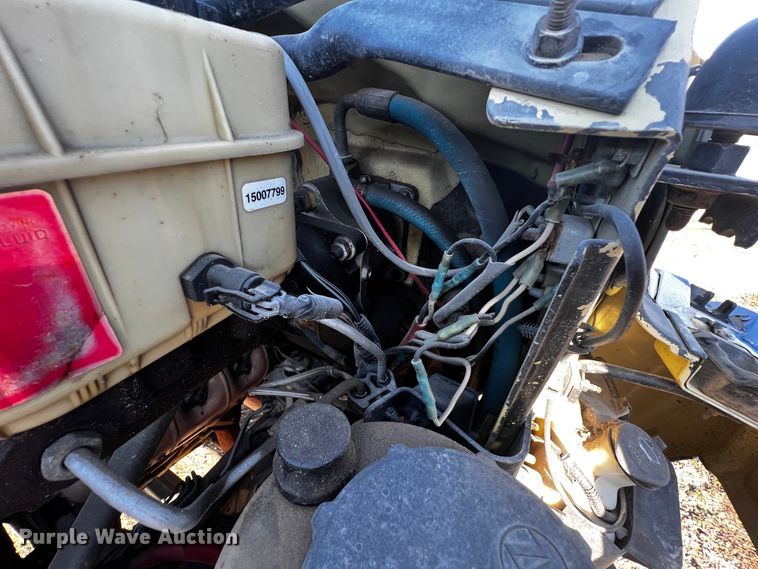 image for item JH9378 2005 GMC C5500  flatbed truck