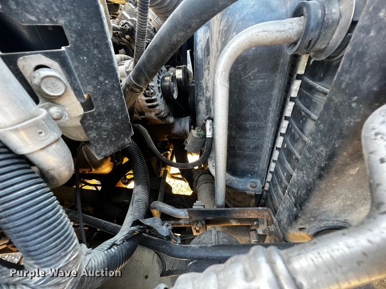 image for item JH9378 2005 GMC C5500  flatbed truck