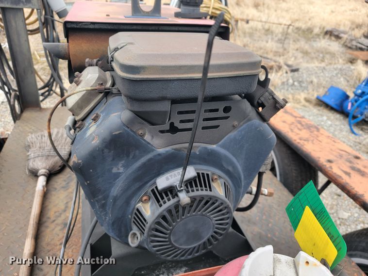 image for item JL9709 Lincoln Electric Weldanpower WPG8000  welder/generator