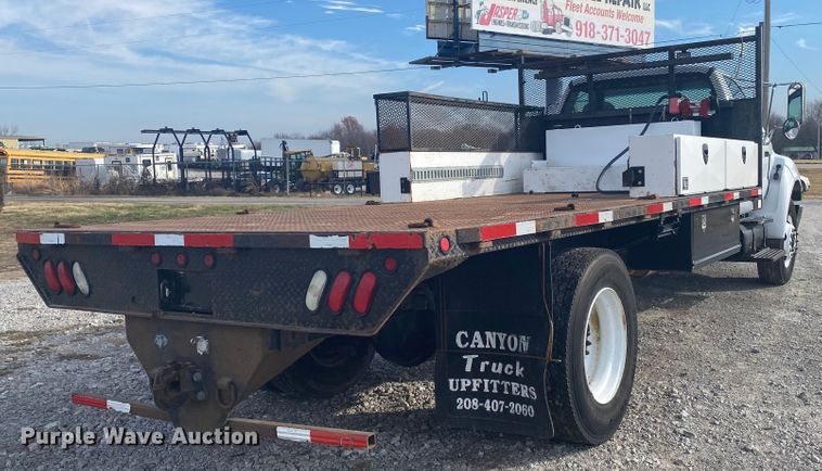 image for item JN9104 2006 Ford F650 Super Duty XL  flatbed truck