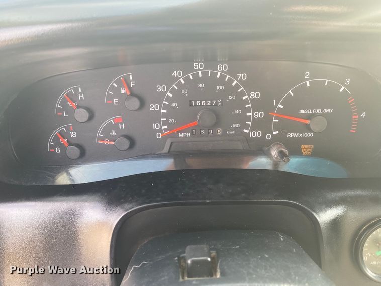 image for item JN9104 2006 Ford F650 Super Duty XL  flatbed truck