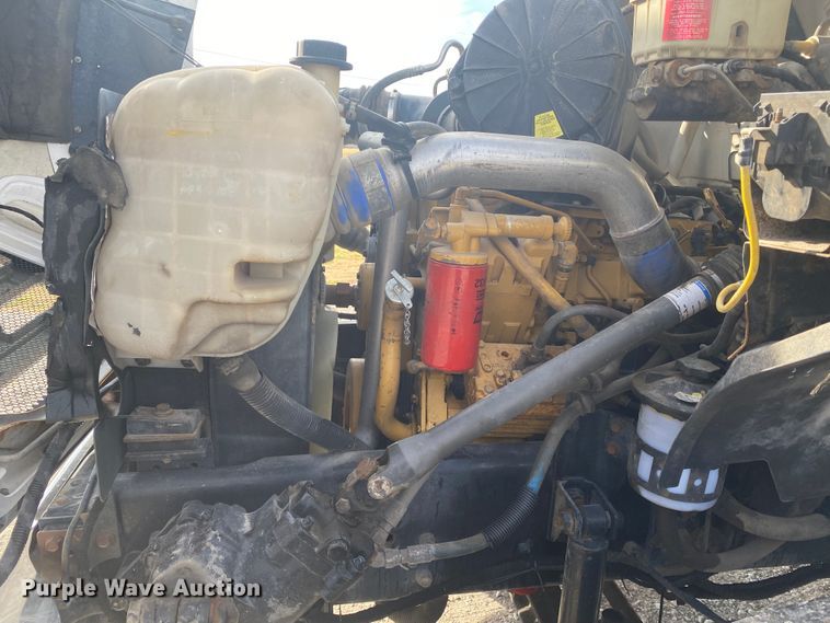 image for item JN9104 2006 Ford F650 Super Duty XL  flatbed truck