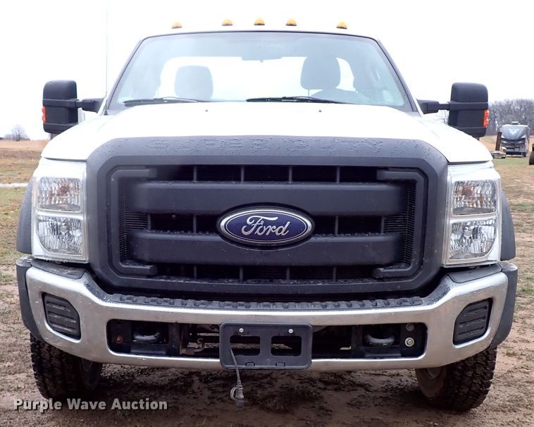 image for item JO9575 2015 Ford F550 Super Duty  truck cab and chassis