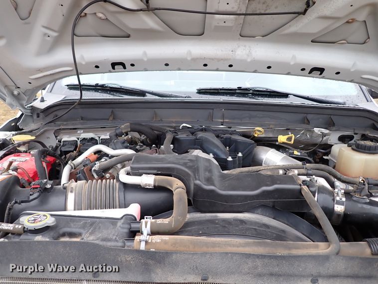 image for item JO9575 2015 Ford F550 Super Duty  truck cab and chassis