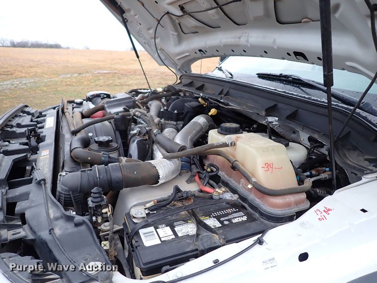 image for item JO9575 2015 Ford F550 Super Duty  truck cab and chassis