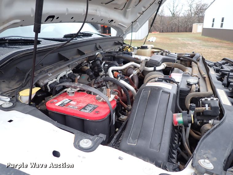 image for item JO9575 2015 Ford F550 Super Duty  truck cab and chassis