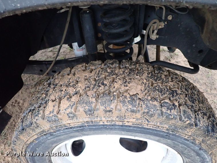 image for item JO9575 2015 Ford F550 Super Duty  truck cab and chassis