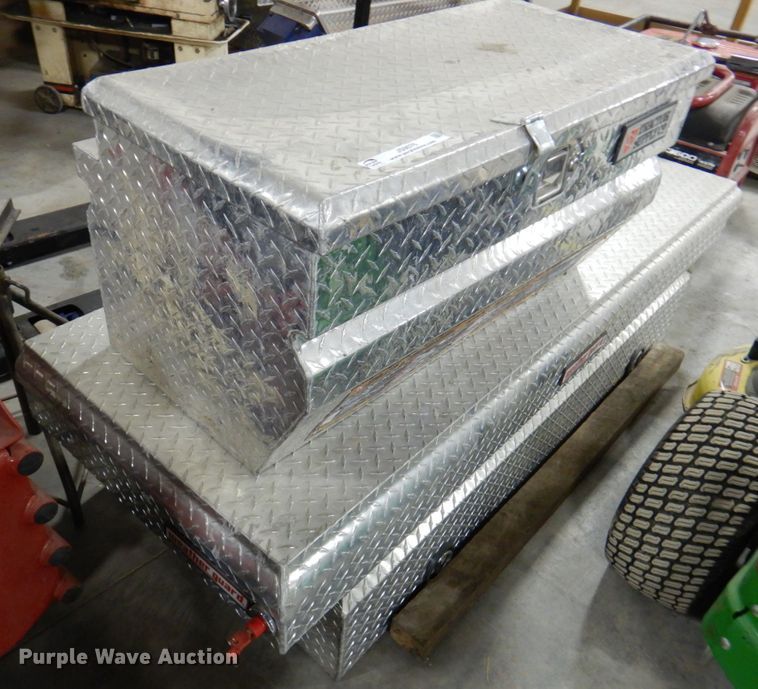 image for item JS9076 (2) toolboxes