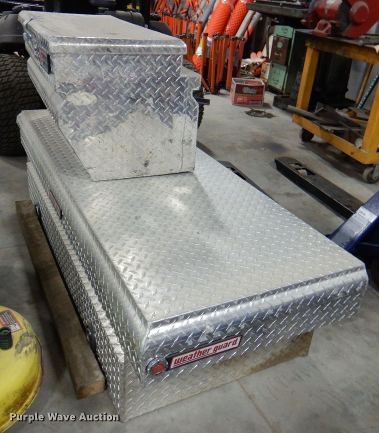 image for item JS9076 (2) toolboxes