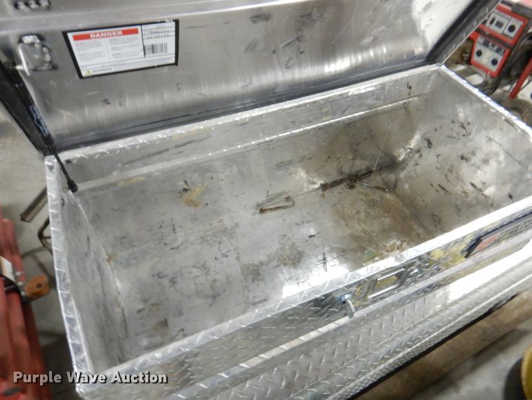 image for item JS9076 (2) toolboxes