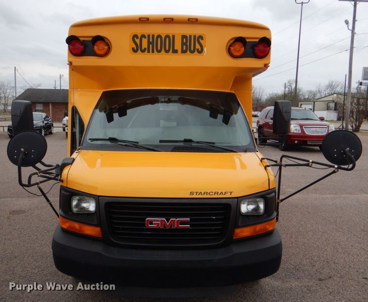 image for item JS9543 2011 GMC Savana  school bus