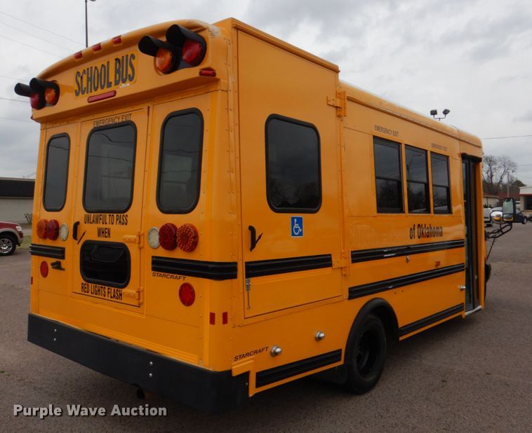 image for item JS9543 2011 GMC Savana  school bus