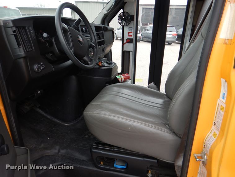 image for item JS9543 2011 GMC Savana  school bus