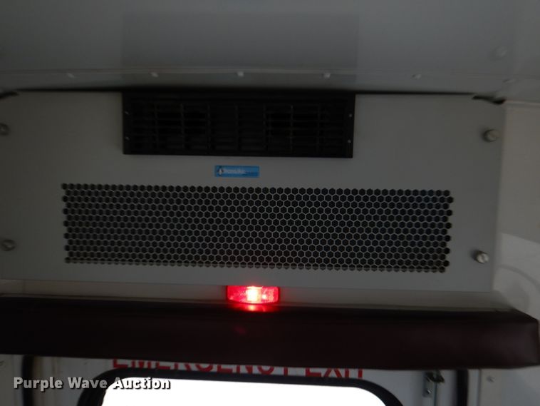 image for item JS9543 2011 GMC Savana  school bus