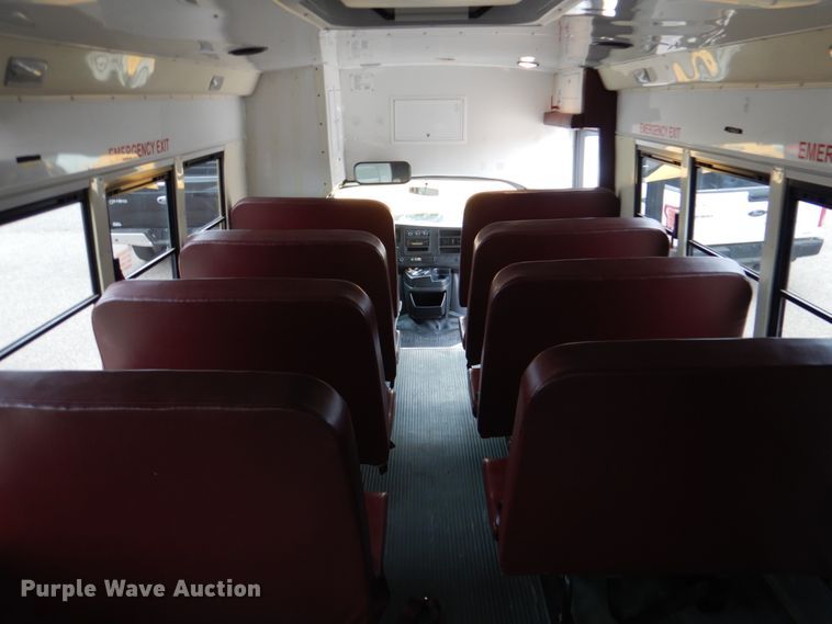 image for item JS9543 2011 GMC Savana  school bus