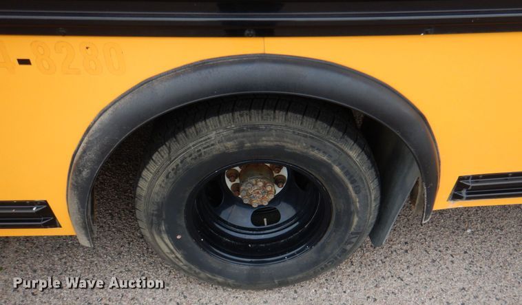image for item JS9543 2011 GMC Savana  school bus