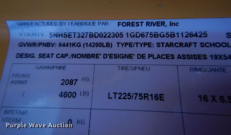 image for item JS9543 2011 GMC Savana  school bus