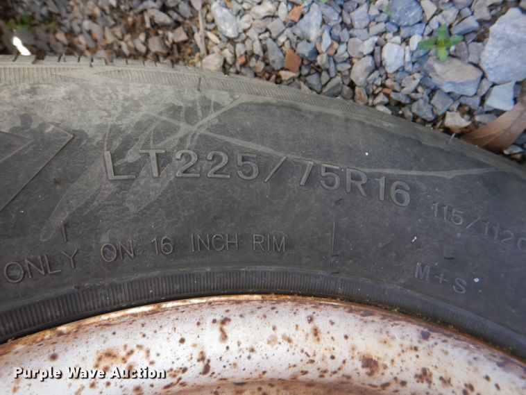 image for item JS9549 2007 Ford E450 Super Duty  shuttle bus