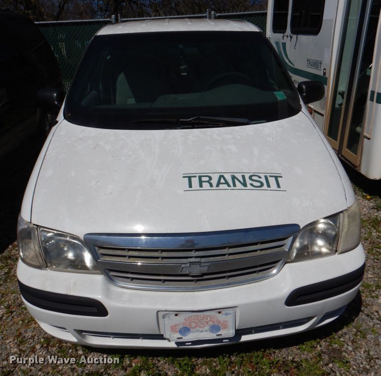 image for item JS9551 2004 Chevrolet Venture  van