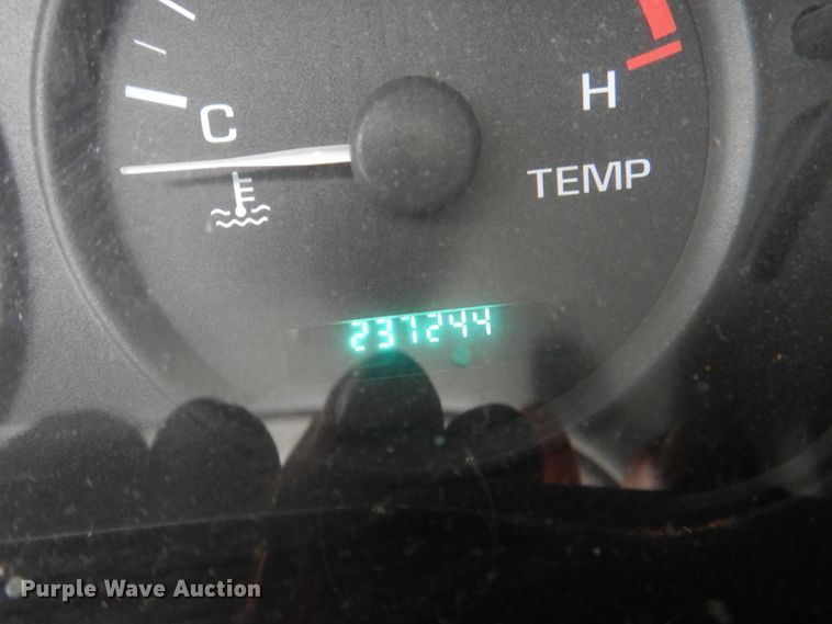 image for item JS9551 2004 Chevrolet Venture  van