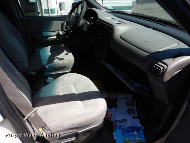 image for item JS9551 2004 Chevrolet Venture  van