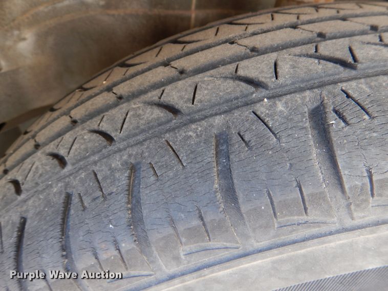 image for item JS9551 2004 Chevrolet Venture  van