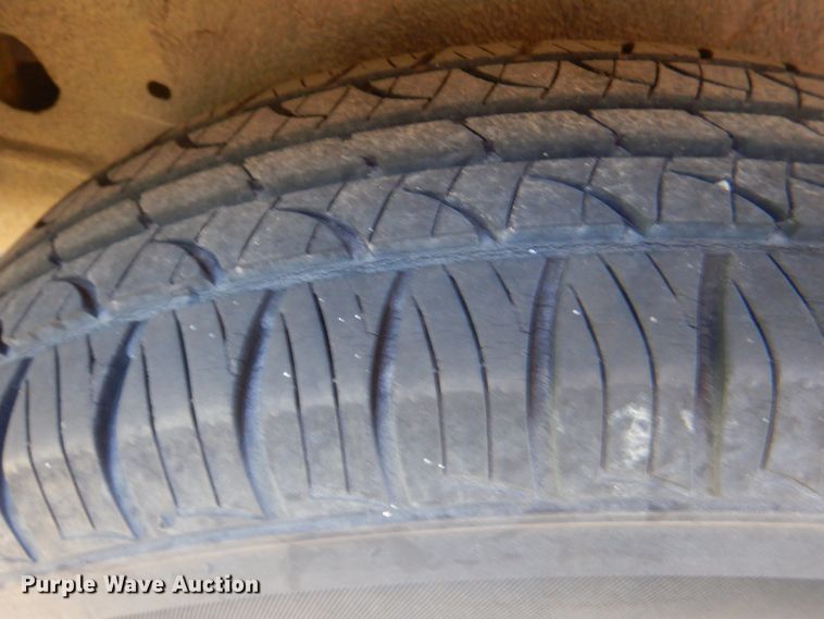 image for item JS9551 2004 Chevrolet Venture  van