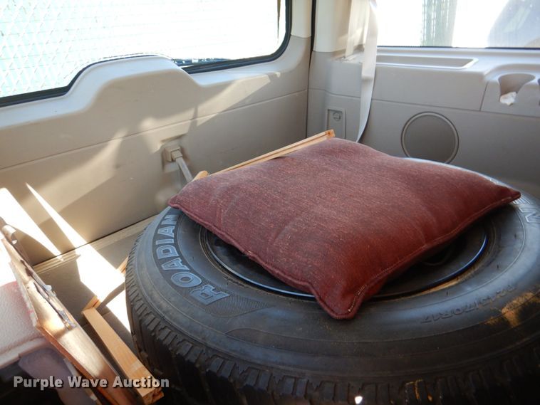 image for item JS9552 2003 Ford Expedition Eddie Bauer  SUV