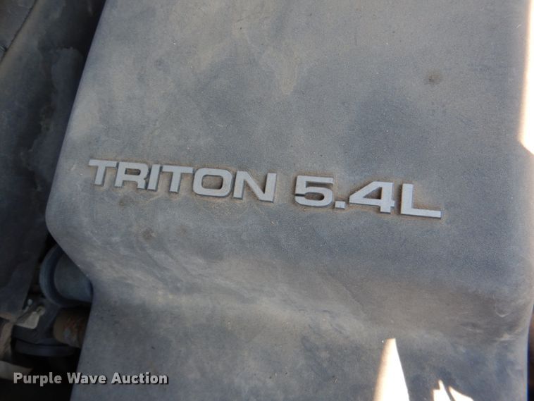 image for item JS9552 2003 Ford Expedition Eddie Bauer  SUV