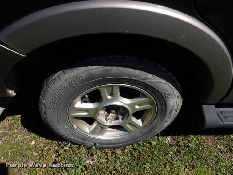 image for item JS9552 2003 Ford Expedition Eddie Bauer  SUV