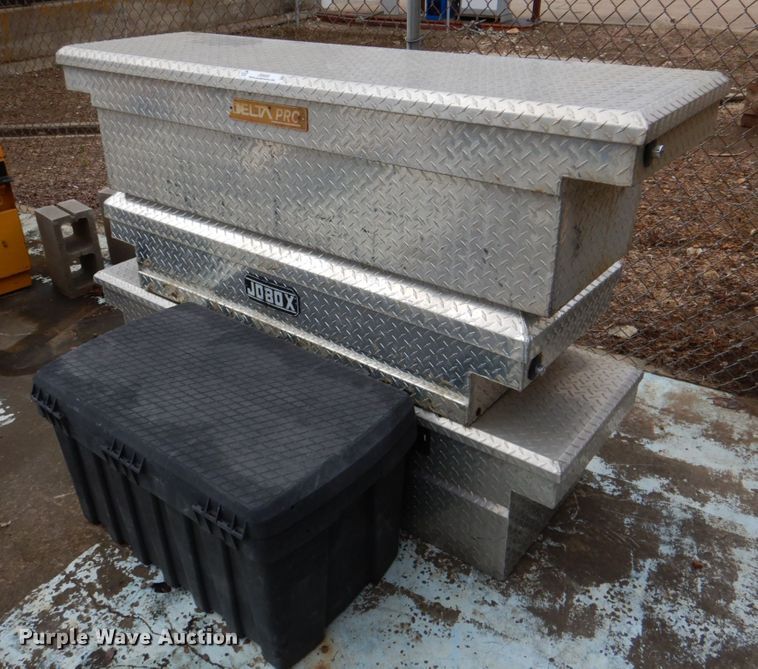 image for item JS9555 (4) toolboxes