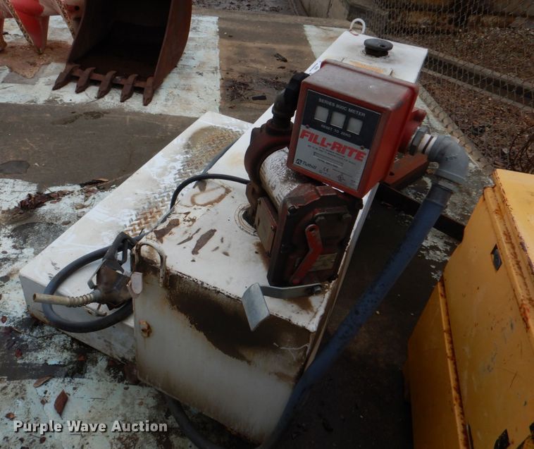 image for item JS9560 Delta Consolidation 4498000  L-shaped auxiliary fuel tank