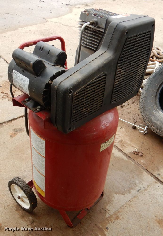 image for item JS9561 Magnaforce  air compressor