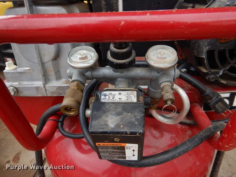 image for item JS9561 Magnaforce  air compressor