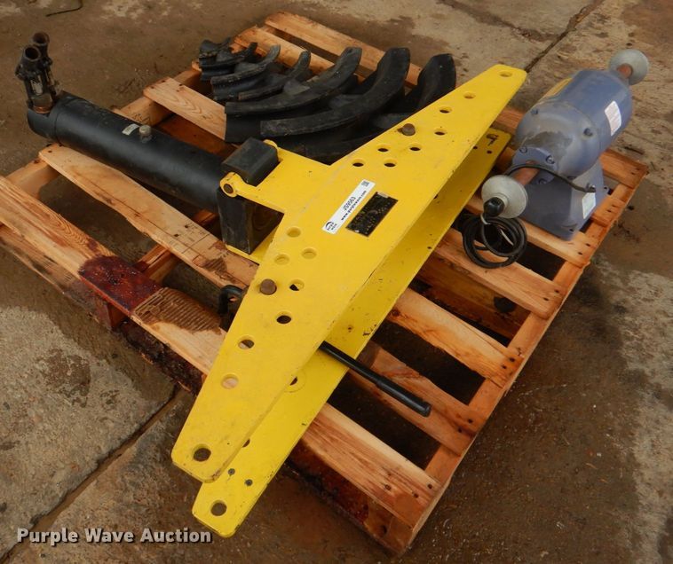 image for item JS9563 Pipe bender