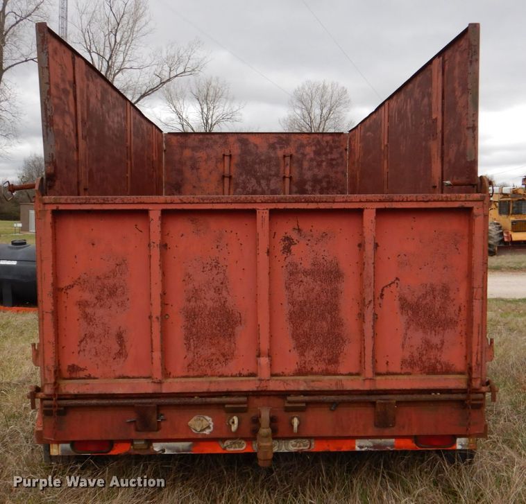 image for item JS9570 1997 Texas Bragg 6X12 GN  dump trailer