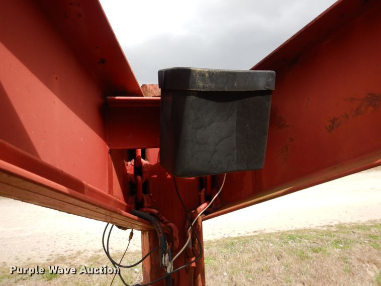 image for item JS9570 1997 Texas Bragg 6X12 GN  dump trailer