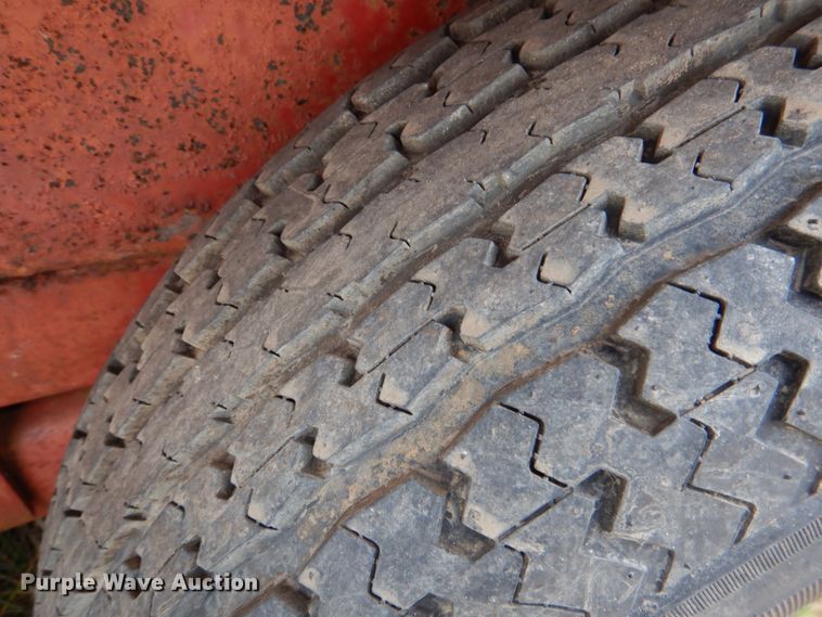 image for item JS9570 1997 Texas Bragg 6X12 GN  dump trailer