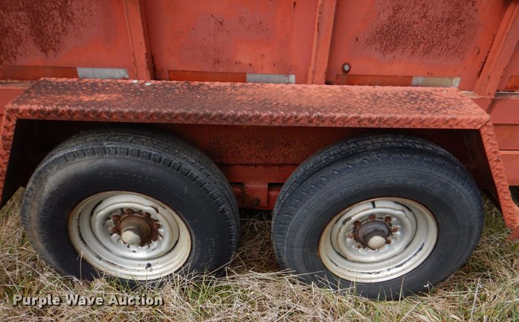 image for item JS9570 1997 Texas Bragg 6X12 GN  dump trailer