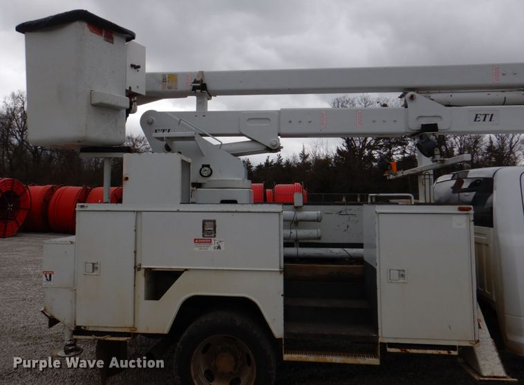 image for item JS9578 2011 Dodge Ram 2500HD  bucket truck