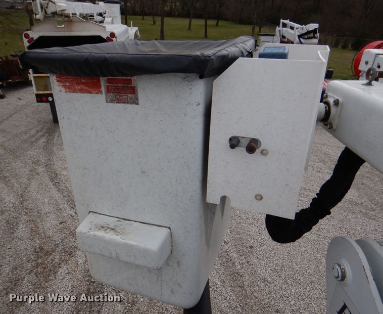 image for item JS9578 2011 Dodge Ram 2500HD  bucket truck