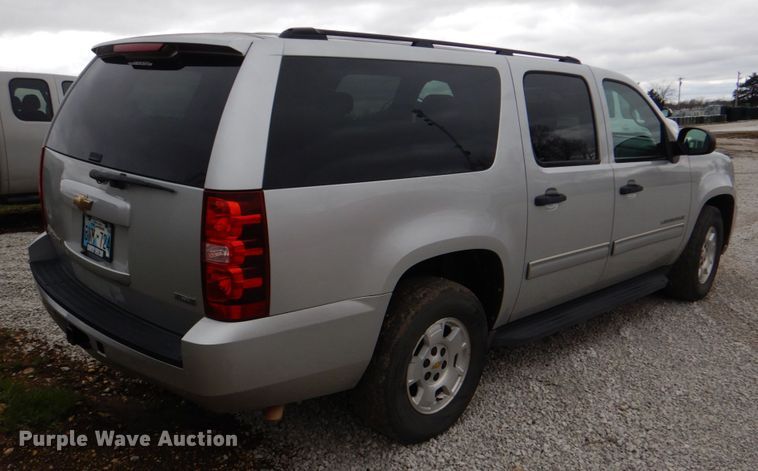 image for item JS9580 2010 Chevrolet Suburban  SUV