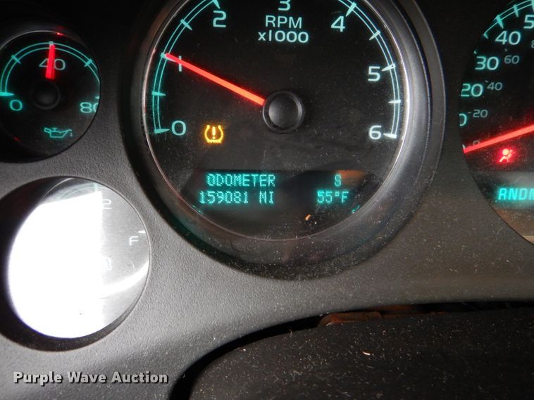 image for item JS9580 2010 Chevrolet Suburban  SUV