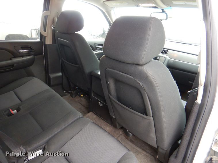 image for item JS9580 2010 Chevrolet Suburban  SUV