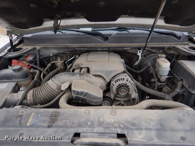 image for item JS9580 2010 Chevrolet Suburban  SUV