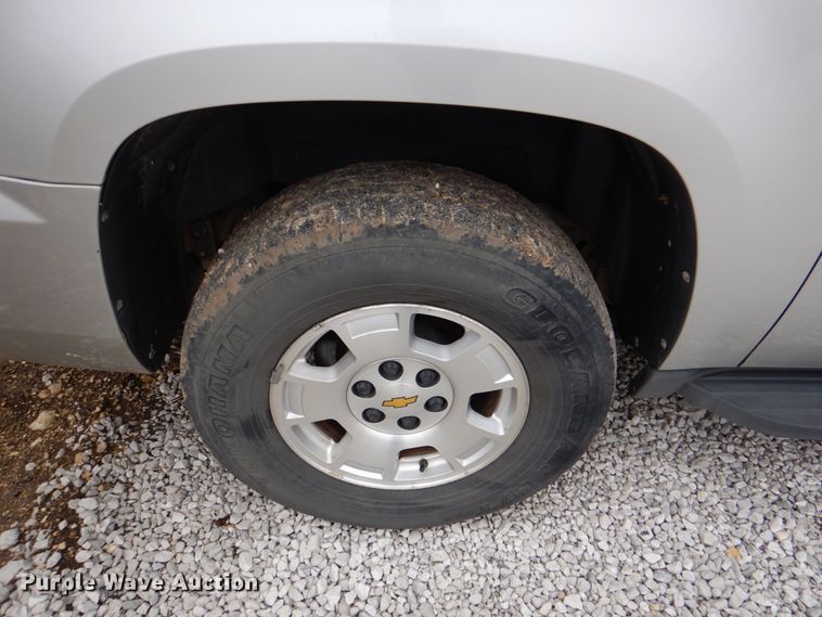 image for item JS9580 2010 Chevrolet Suburban  SUV