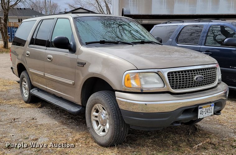 image for item JY9230 2001 Ford Expedition XLT  SUV